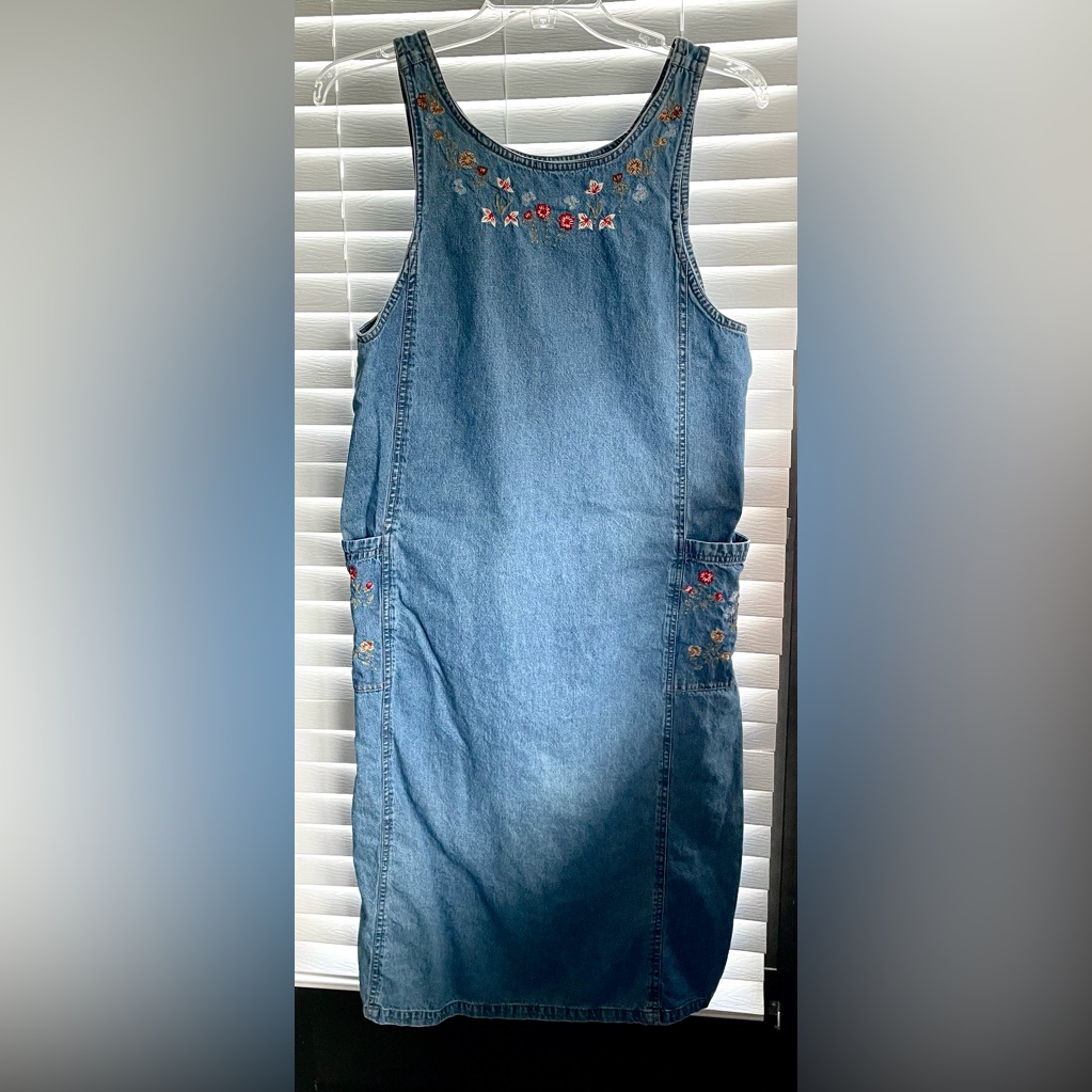 Jane Ashley Embroidered Denim Jumper - Midi Length - Women’s Size M - Rn #59451